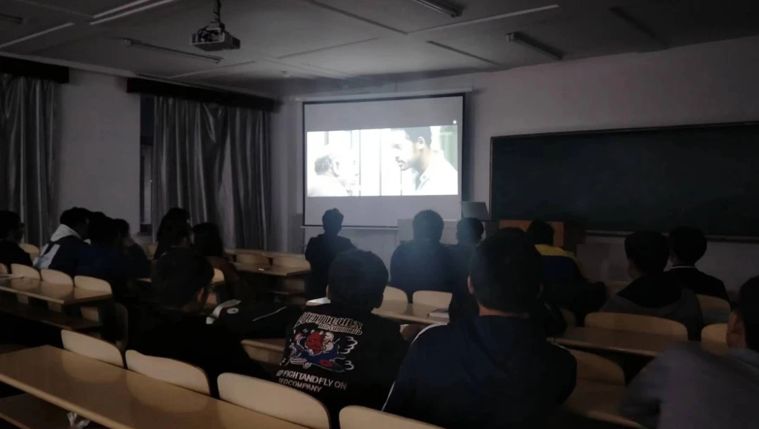 青少年学生篮球训练营发言稿_2